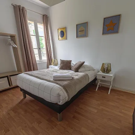 Gîtes Les Orchidées Les 3 Maisons * Saumur