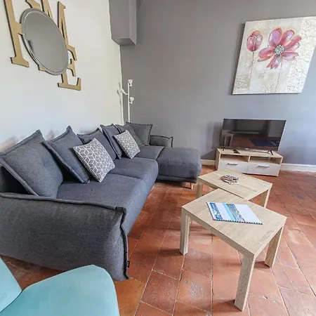 Gîtes Les Orchidées Les 3 Maisons Сasa de vacaciones
