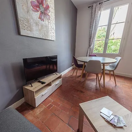 Gîtes Les Orchidées Les 3 Maisons
